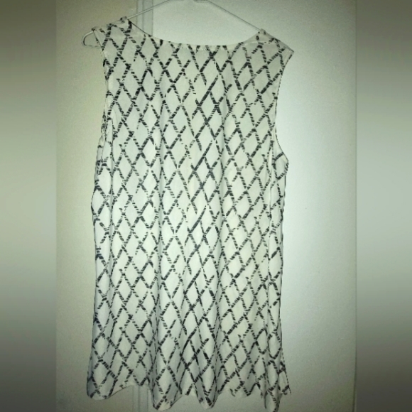 lily morgan Women's City Chic Printed Zip Tank Top - Picture 4 of 5